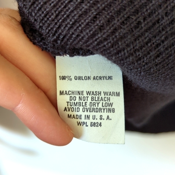 Aristocratic Embroidery 80's Vintage Classic Jack Daniels V-neck Sweater Black M - Picture 5 of 11